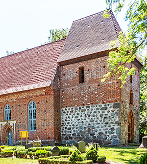 Kirche Ahrenshagen